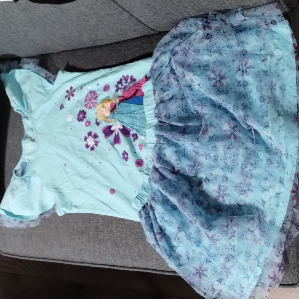 Disney Frozen girls two piece outfit